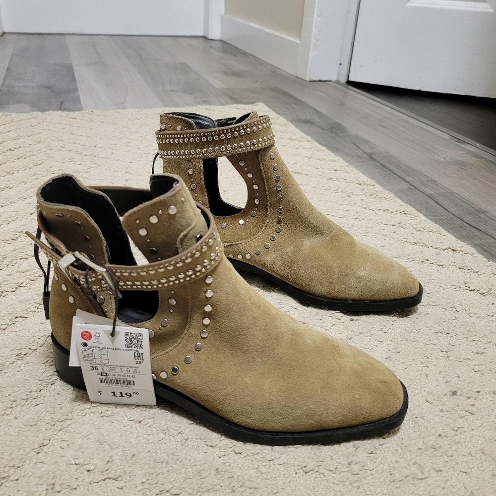 NWT Zara Studded Low Heeled Split Leather With Opening Boots - Picture 4 of 6